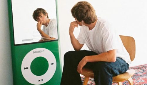 19 nostalgicznych projektów studia Drought, które ożywiają internet i gadżety z przeszłości