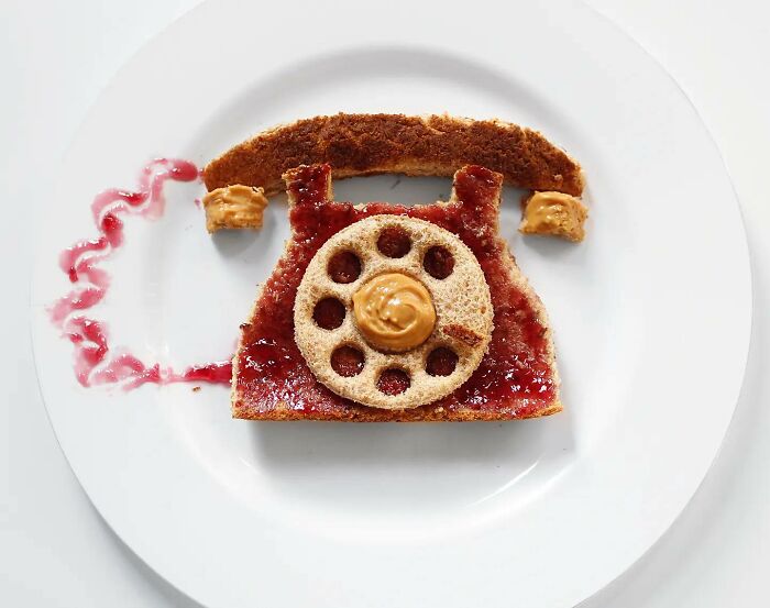 Sarah Rosado everyday food art of a rotary telephone made from toast, peanut butter, and jelly.
